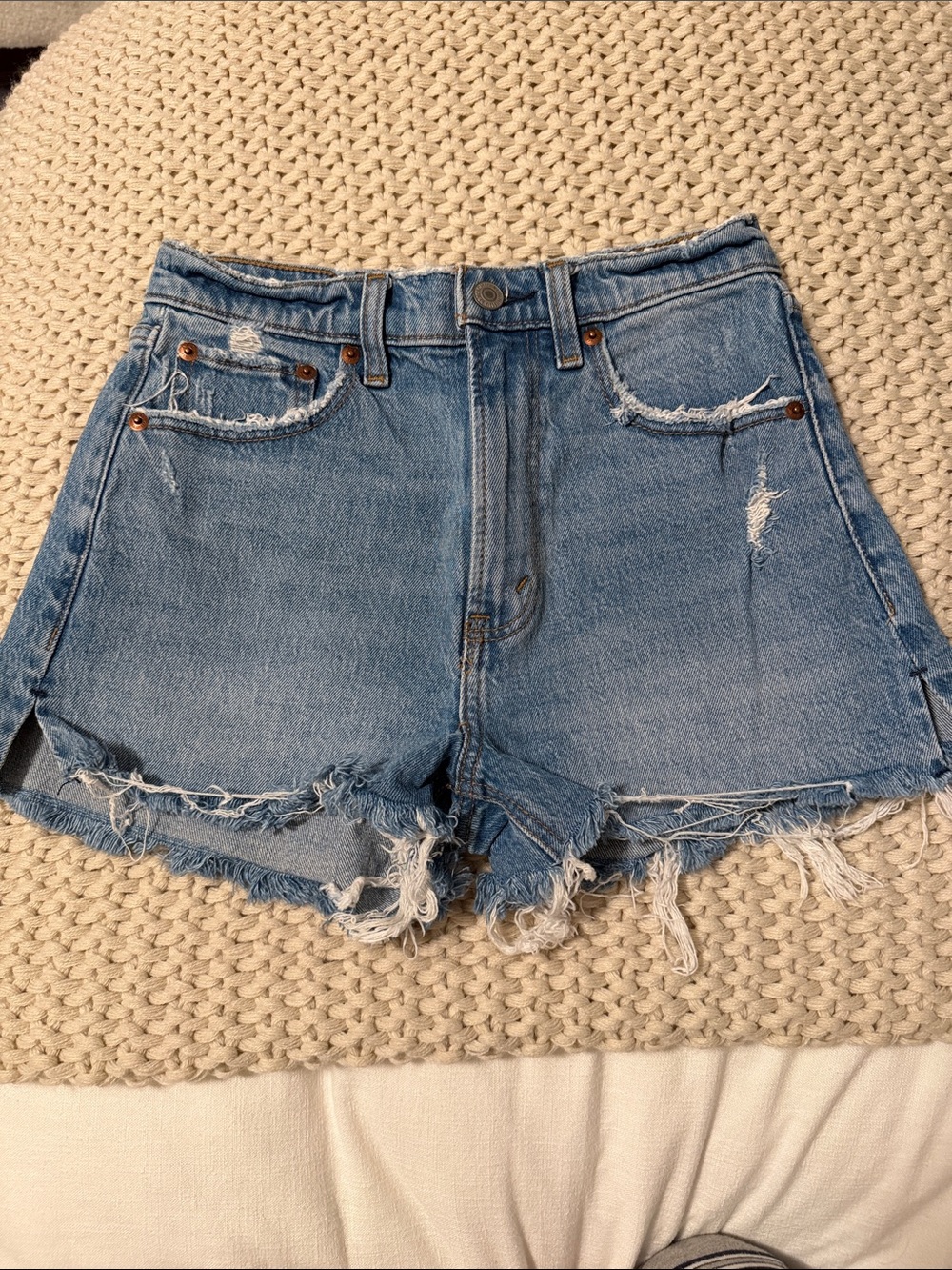 Abercrombie & Fitch High-Rise Mom Shorts